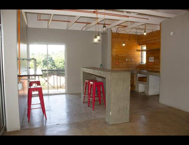 BUSINESS PROPERTY TO RENT IN HELDERKRUIN